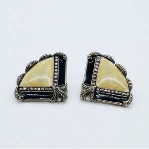 Vintage AVON 1980s Earrings